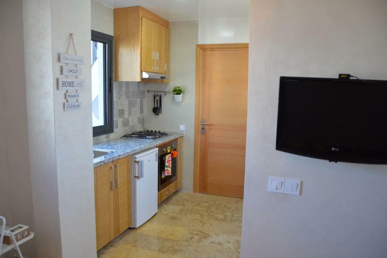 Beau Studio A Rabat Calme Et Securise Apartment Exterior photo